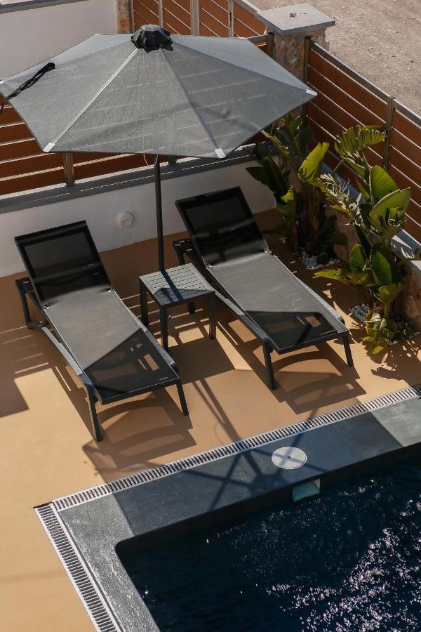 מונוליתוס The Z Private Villa, Santorini מראה חיצוני תמונה