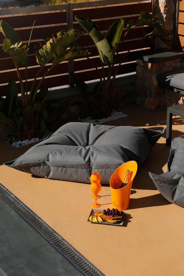 מונוליתוס The Z Private Villa, Santorini מראה חיצוני תמונה